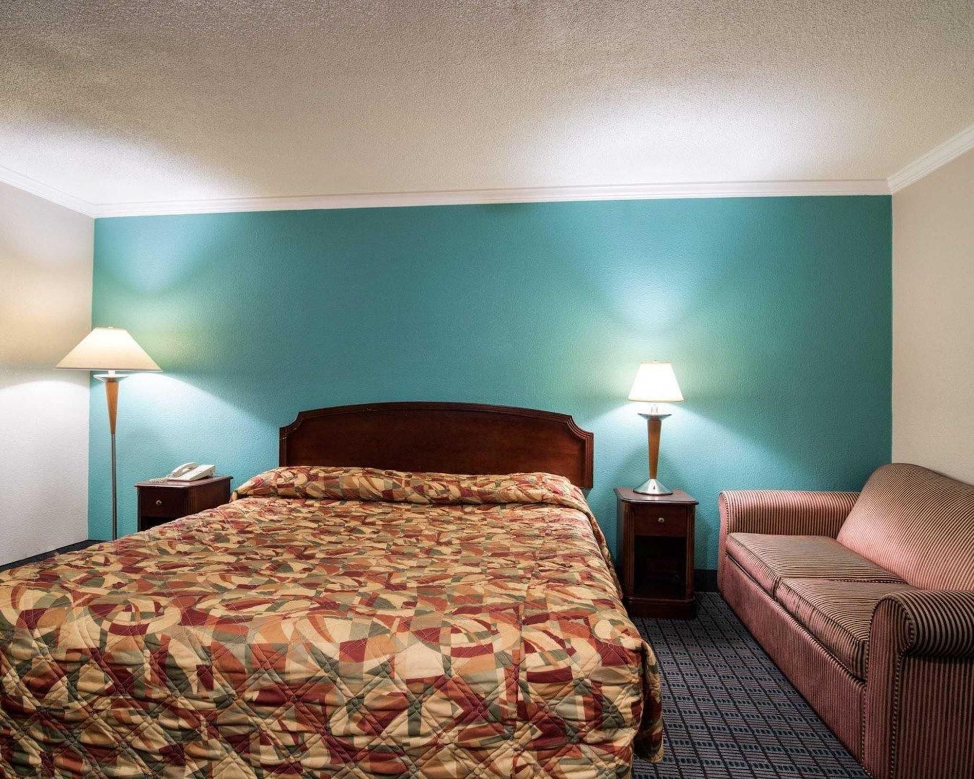 Rodeway Inn East Syracuse Exterior foto